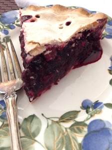 Black and blueberry pie