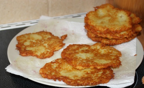 How to Make Potato Pancakes - Oh My Veggies