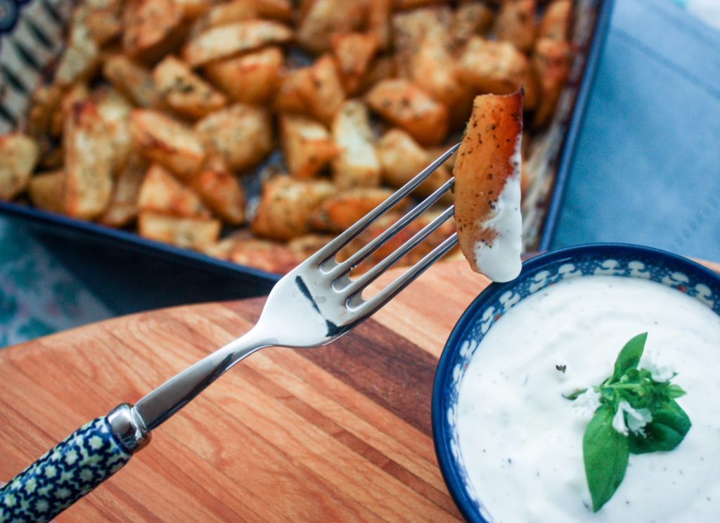 Sos Czosnkowy (Polish Garlic Sauce) Polish Housewife