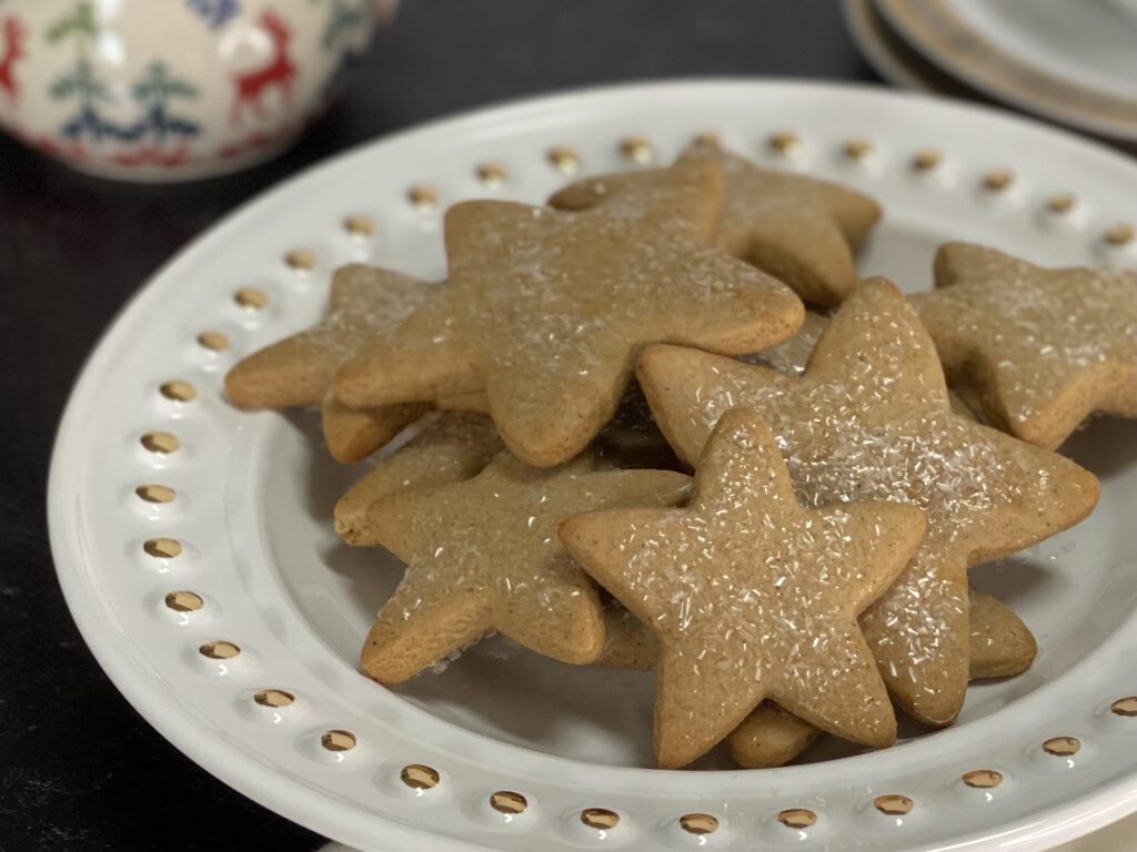 Polish gingerbread cookies on a white plate
